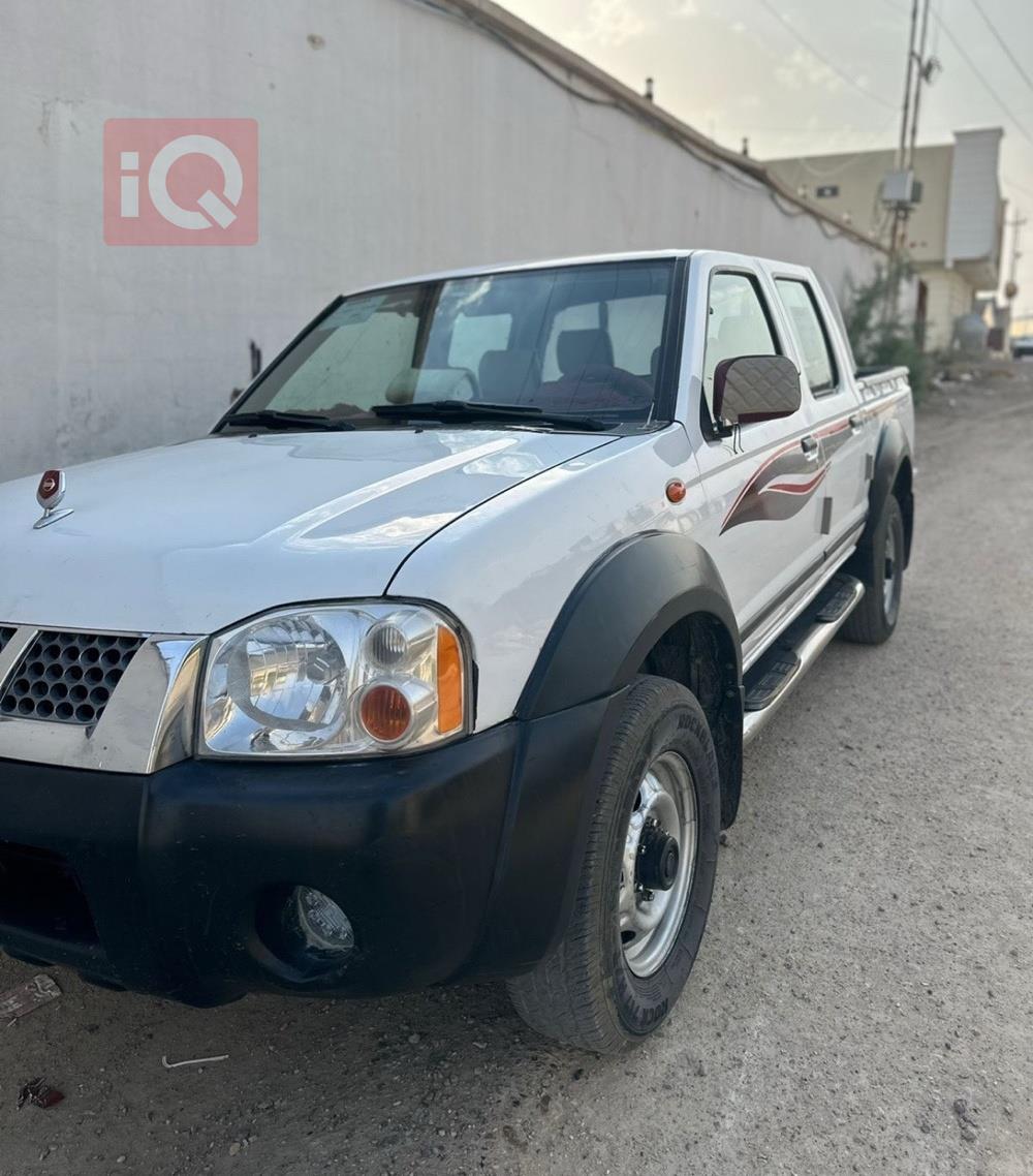 نيسان بيك اب